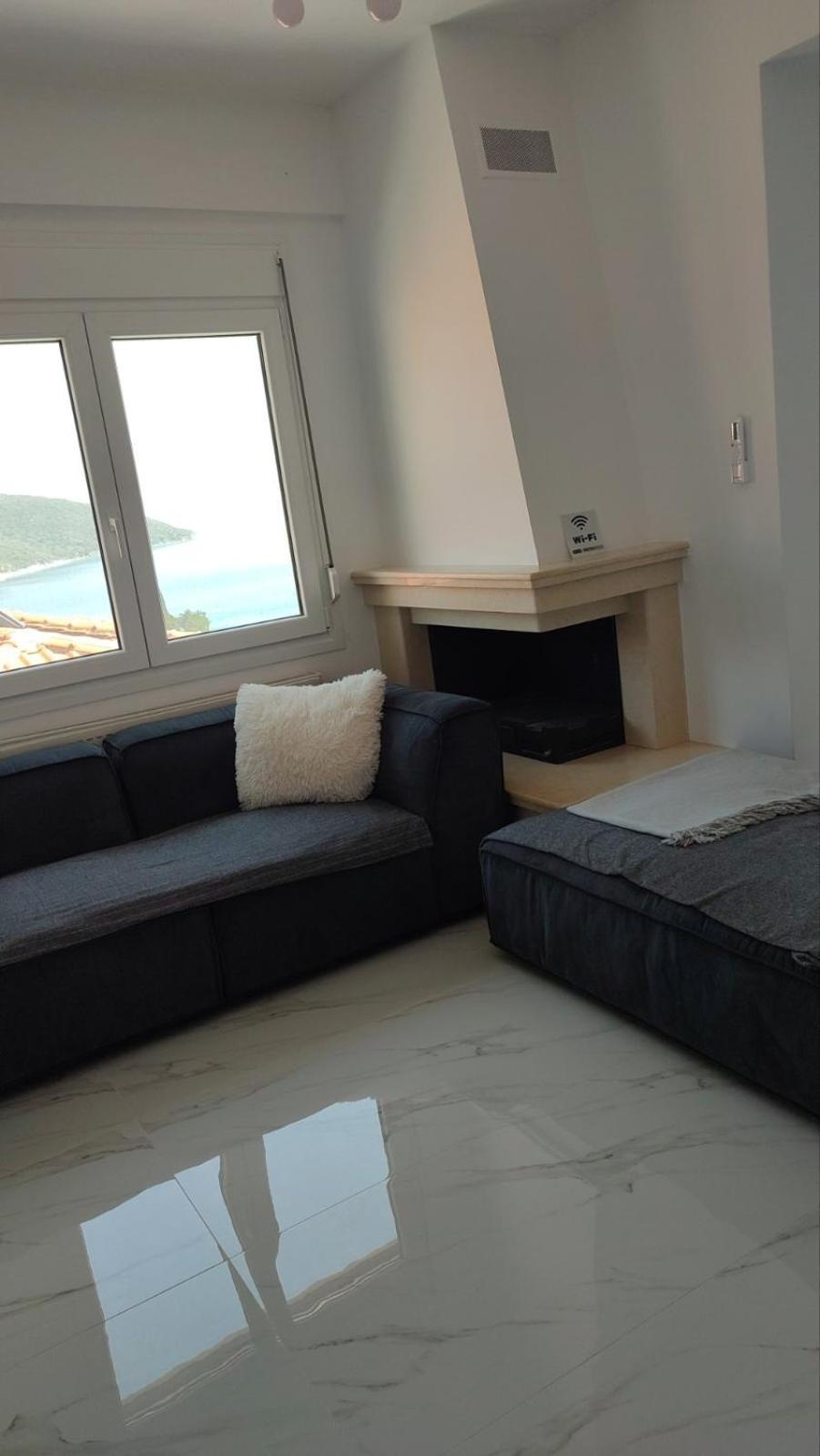 Ellis-Suites Nea Peramos Kavala Esterno foto