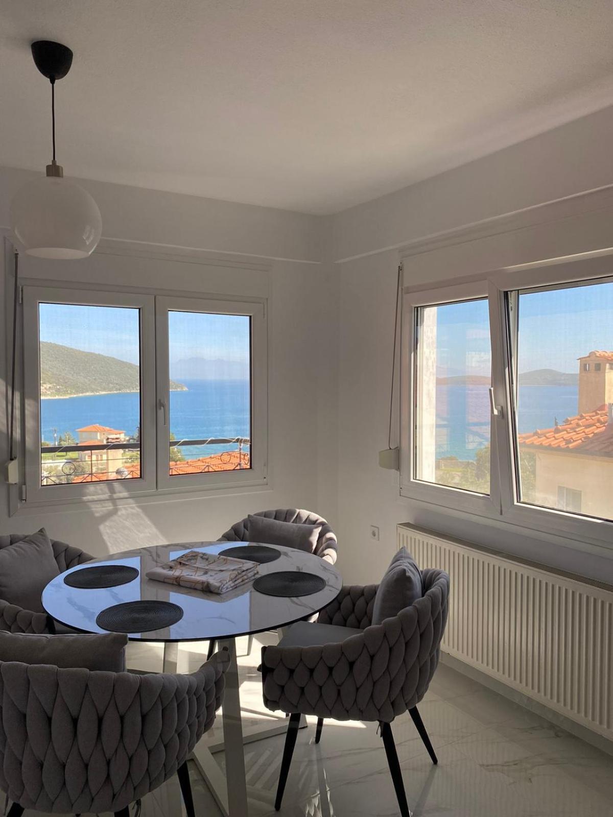 Ellis-Suites Nea Peramos Kavala Esterno foto