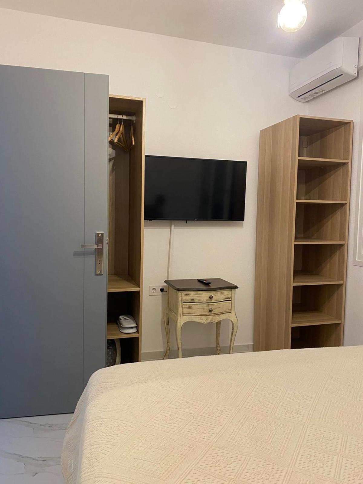 Ellis-Suites Nea Peramos Kavala Esterno foto